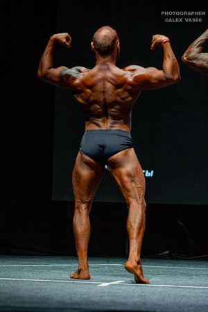 CLASSIC PHYSIQUE НОВИЧКИ